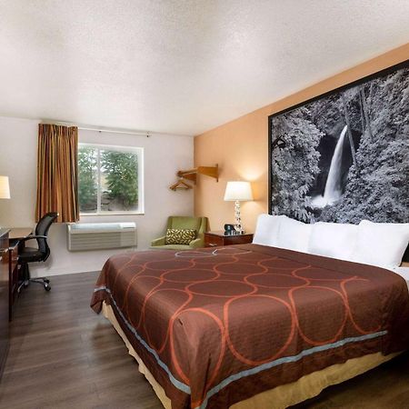 Super 8 By Wyndham The Dalles Or Eksteriør billede