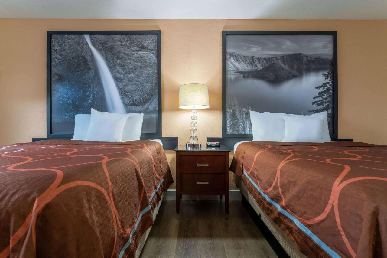 Super 8 By Wyndham The Dalles Or Eksteriør billede