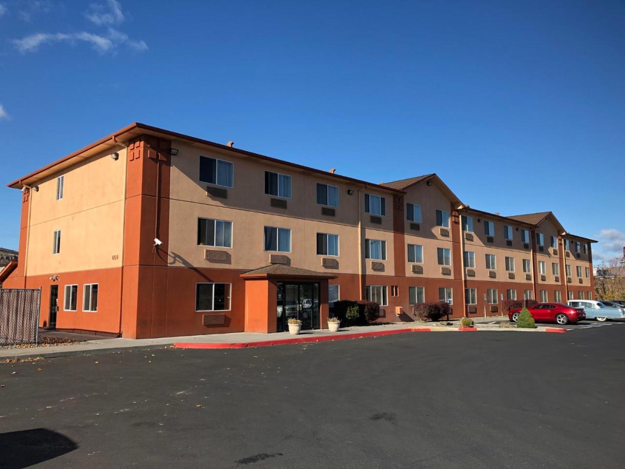 Super 8 By Wyndham The Dalles Or Eksteriør billede