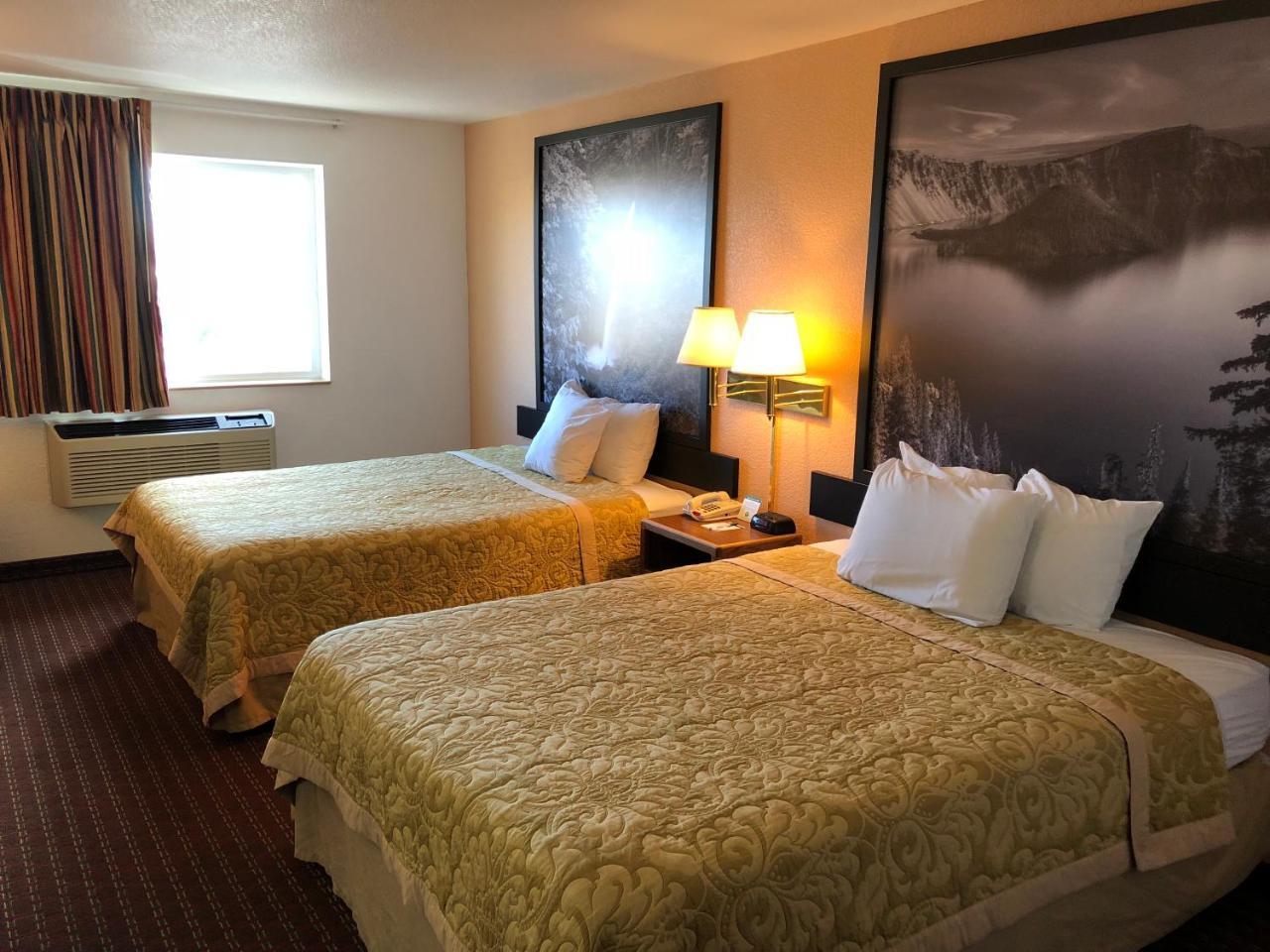 Super 8 By Wyndham The Dalles Or Eksteriør billede
